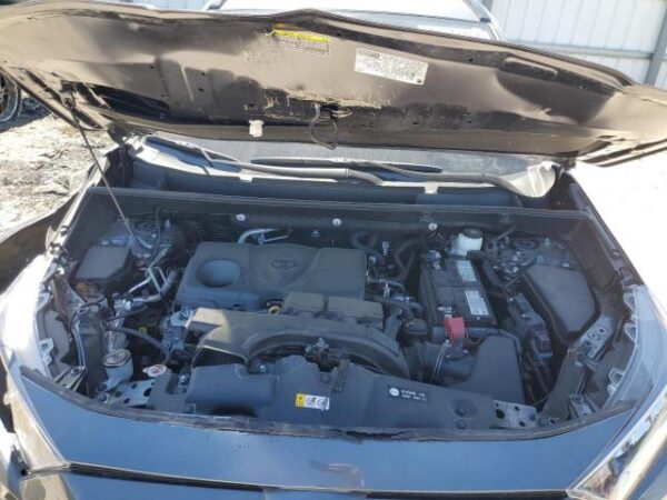 Toyota RAV4 2021 - 2T3C1RFV6MC143877