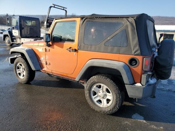 JEEP WRANGLER ORANGE - 1J4AA2D11AL224193