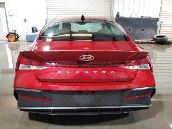 HYUNDAI ELANTRA RED - KMHLM4DG8RU672874