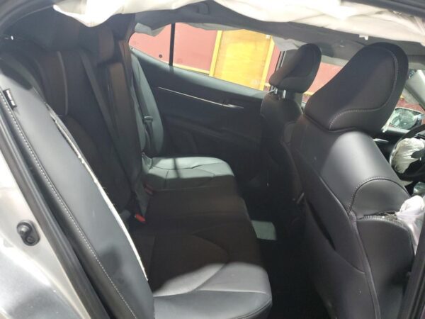 TOYOTA CAMRY SILVER - 4T1K61AK5RU879638