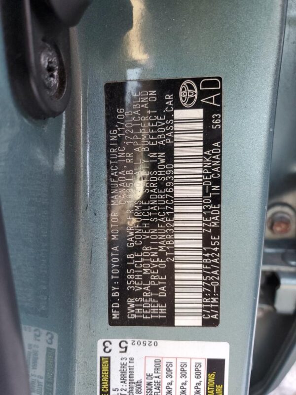 TOYOTA COROLLA GREEN - 2T1BR32E17C769390