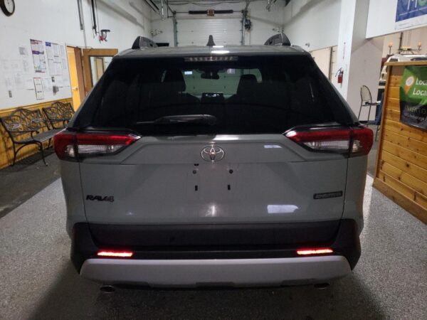 TOYOTA RAV4 GRAY - 2T3J1RFV4MW196969