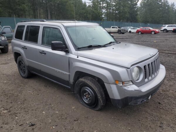JEEP PATRIOT GRAY - 1C4NJRBB7FD183470