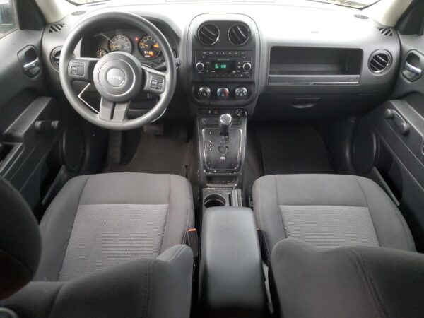 JEEP PATRIOT GRAY - 1C4NJRBB7FD183470