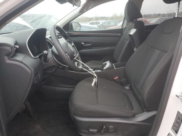 HYUNDAI TUCSON WHITE - 5NMJBCDE1RH390030