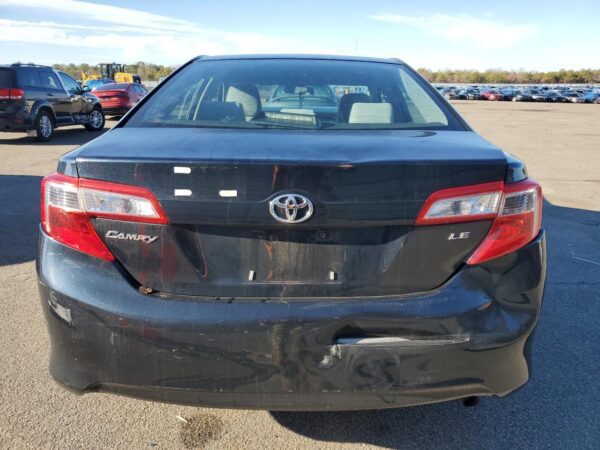 TOYOTA CAMRY BLACK - 4T4BF1FK2CR165195