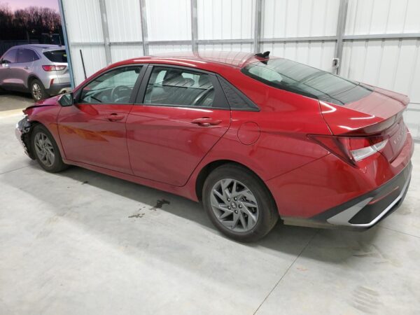 HYUNDAI ELANTRA RED - KMHLM4DG4RU671768