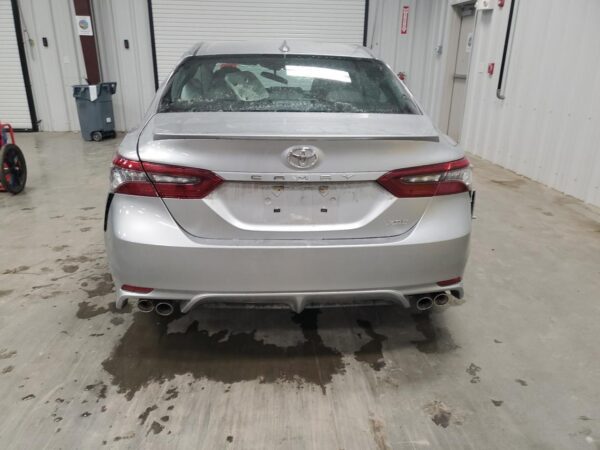 TOYOTA CAMRY SILVER - 4T1K61AKXPU803314
