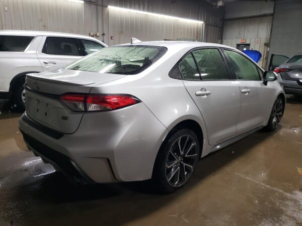 TOYOTA COROLLA SILVER - JTDS4RCE5LJ051419