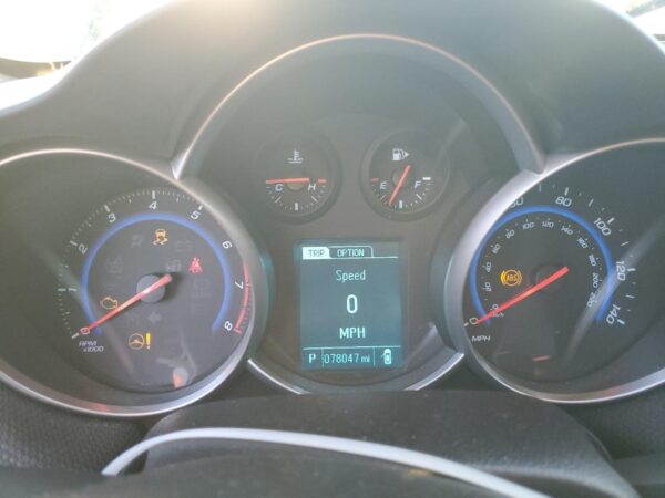 CHEVROLET CRUZE WHITE - 1G1PC5SB2F7238197