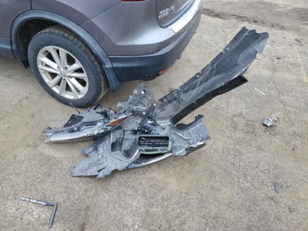 NISSAN ROGUE GRAY - JN1BJ1CRXJW200522