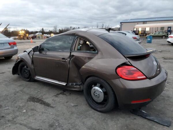 Volkswagen BEETLE 2016 - 3VWJ17ATXGM606137