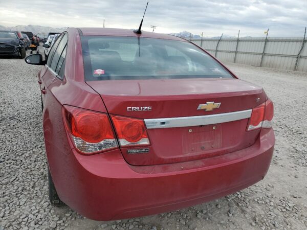 CHEVROLET CRUZE RED - 1G1PE5SB4D7312663