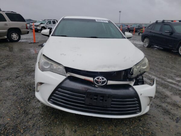 TOYOTA CAMRY WHITE - 4T1BF1FK4HU279149