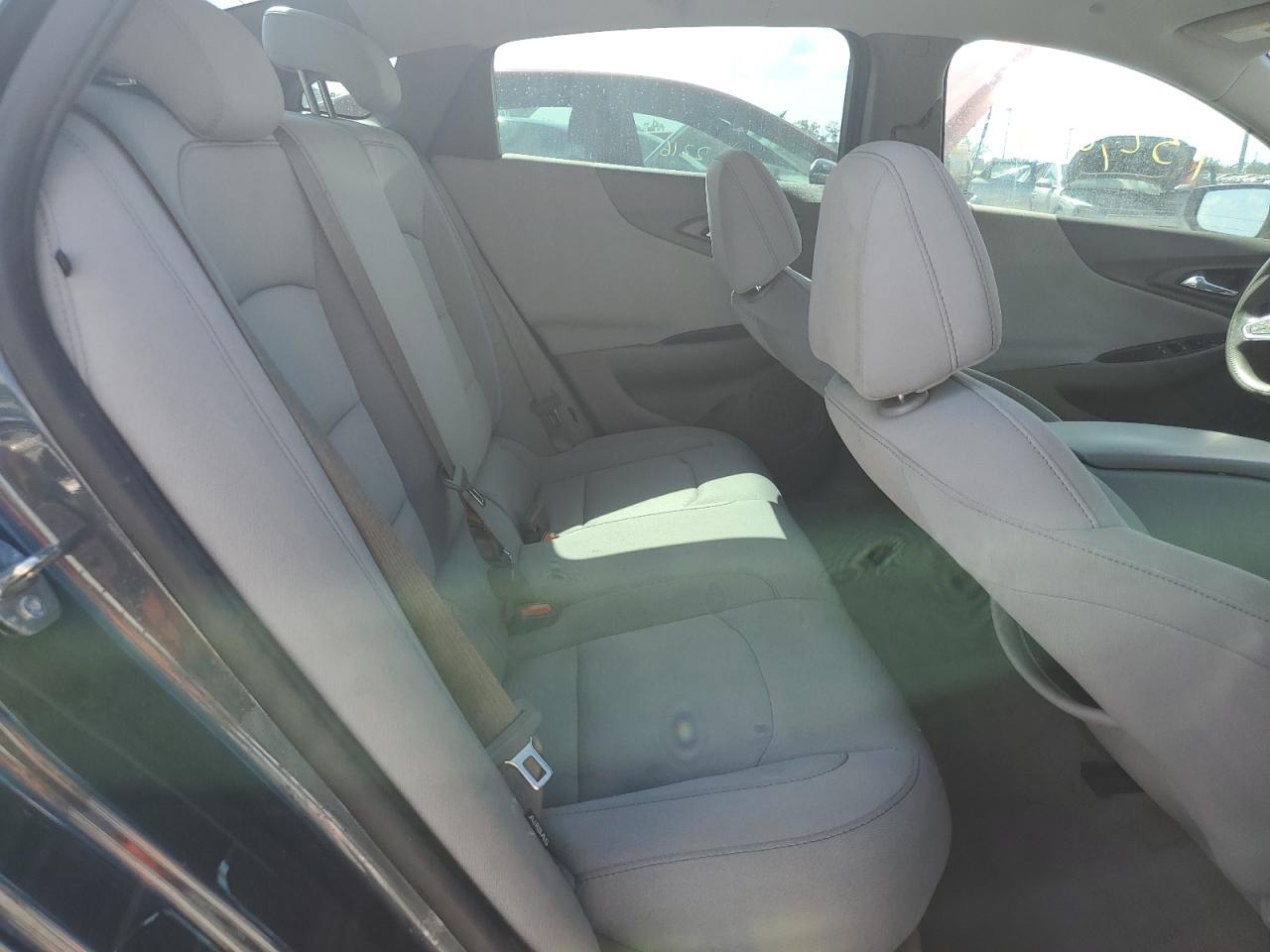 2020 Chevrolet Malibu - Image 10