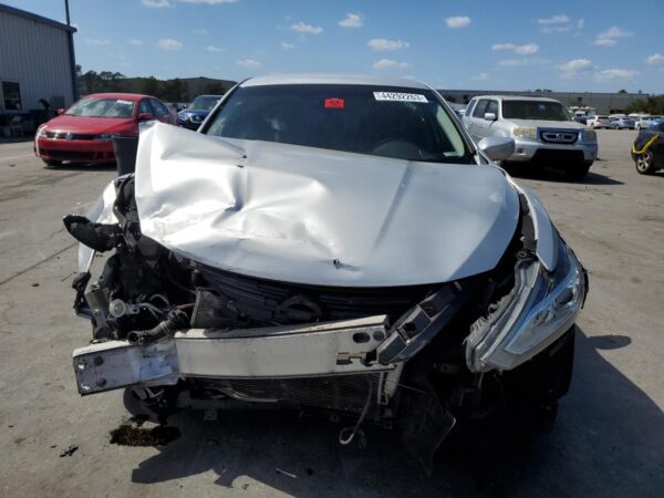 NISSAN ALTIMA SILVER - 1N4AL3AP5HC173506