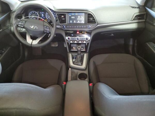 Hyundai Elantra 2020 - 5NPD84LF8LH585712