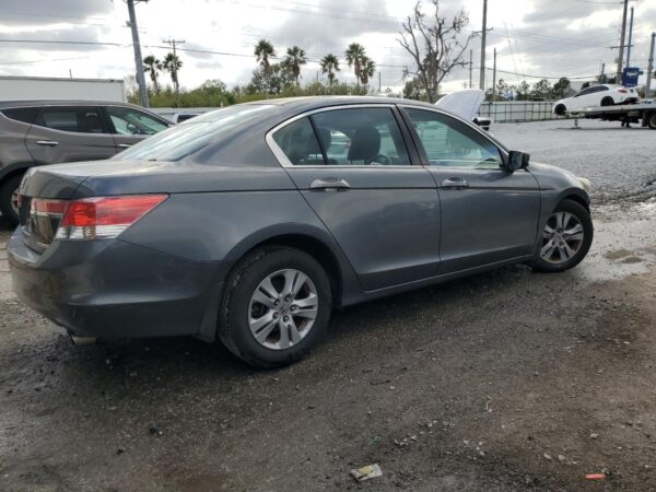 HONDA ACCORD GRAY - 1HGCP2F65BA031971