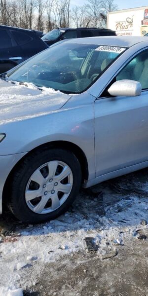 TOYOTA CAMRY SILVER - 4T1BF3EK4BU179878