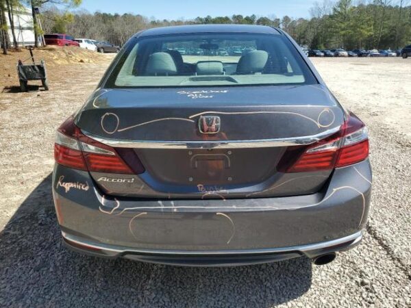 Honda Accord 2017 - 1HGCR2F32HA287008