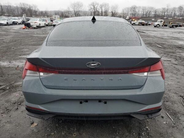 Hyundai Elantra 2022 - KMHLL4AG9NU255491