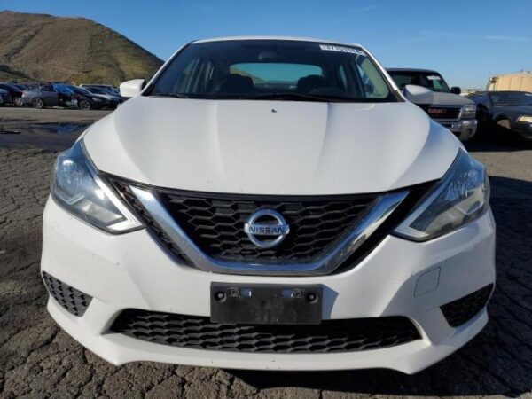 Nissan SENTRA 2017 - 3N1AB7AP4HY227845