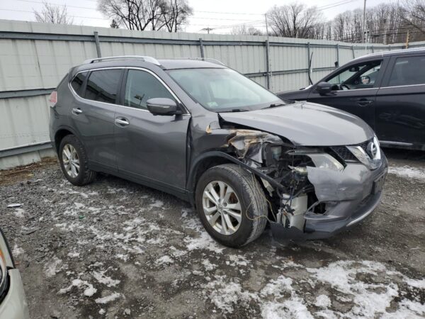NISSAN ROGUE SILVER - KNMAT2MV1FP523069