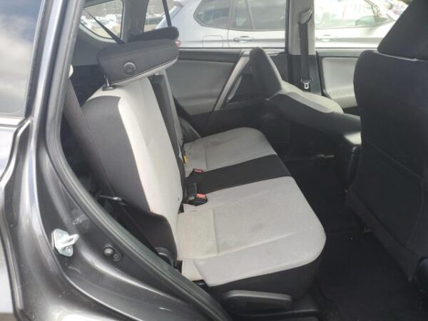 Toyota RAV4 2017 - JTMRFREV5HJ708796
