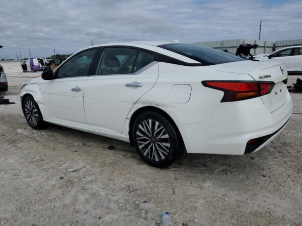 NISSAN ALTIMA WHITE - 1N4BL4DV0SN313624
