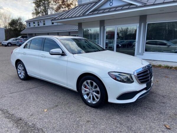 2017 Mercedes-Benz E300 4Mat White - WDDZF4KB9HA134447