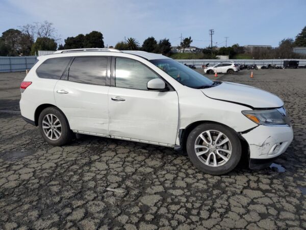 NISSAN PATHFINDER WHITE - 5N1AR2MN5FC704662