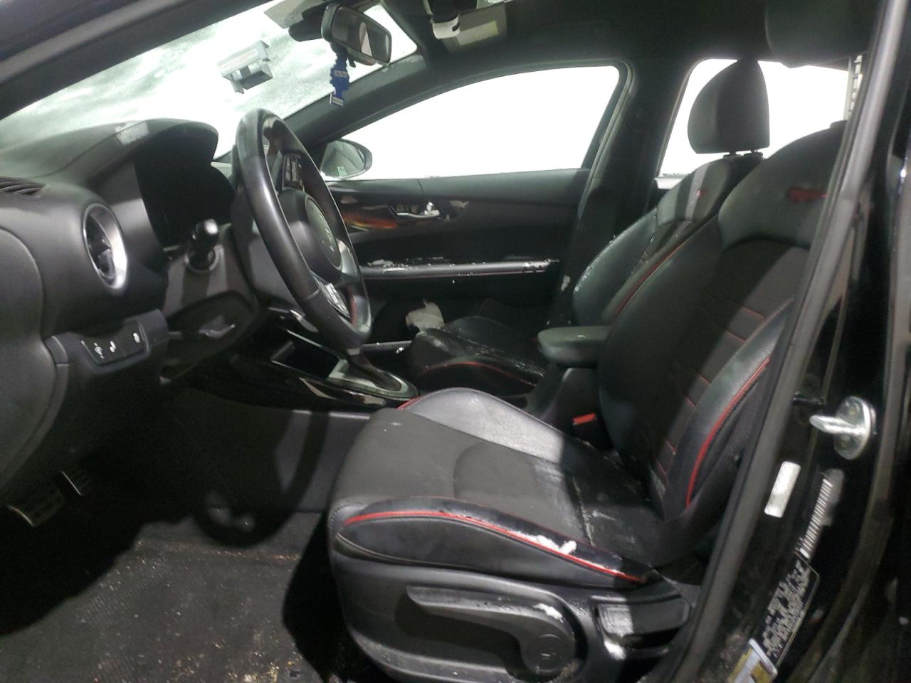2023 KIA FORTE - Image 7