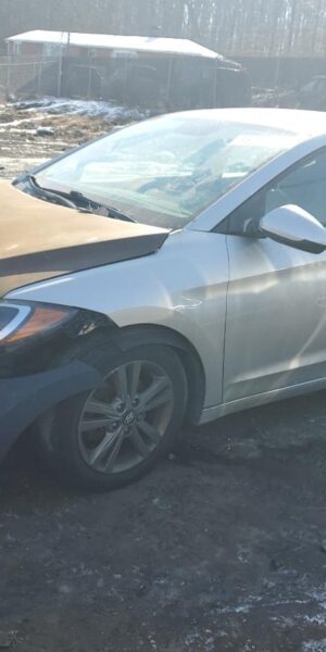 HYUNDAI ELANTRA SILVER - 5NPD84LF4HH019019