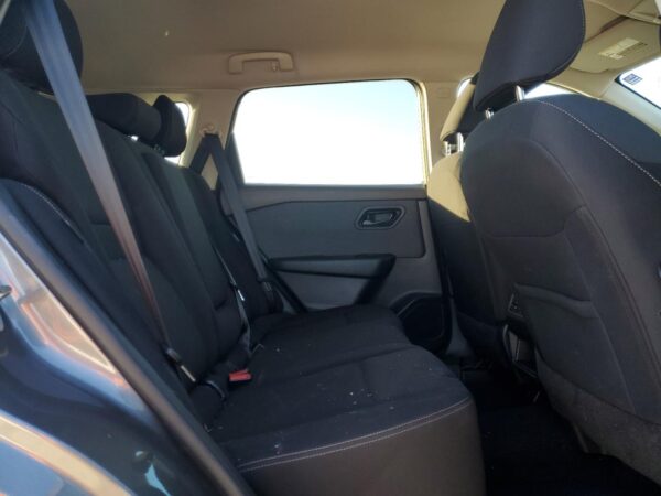 NISSAN ROGUE SILVER - 5N1BT3AA7PC947792