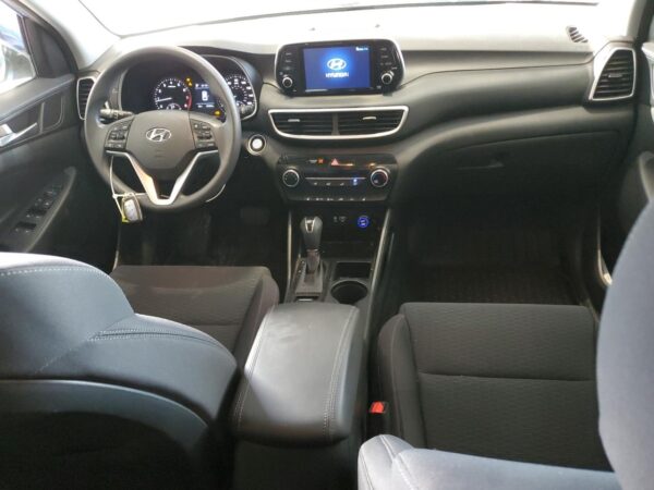 HYUNDAI TUCSON BLUE - KM8J33A44KU026557