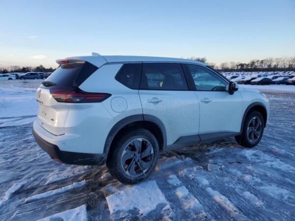 NISSAN ROGUE WHITE - 5N1BT3BB0SC784290