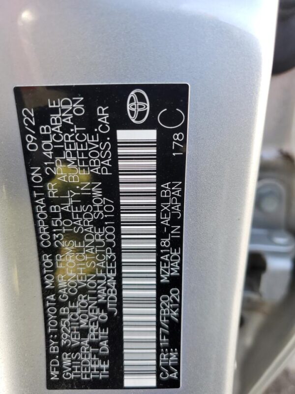 TOYOTA COROLLA SILVER - JTDB4MEE3PJ001107