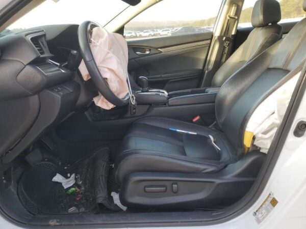 Honda Civic 2021 - 19XFC1F70ME201096