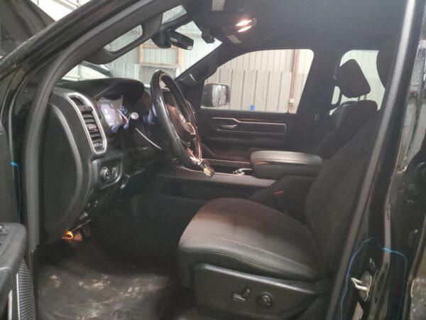 RAM 1500 BLACK - 1C6RRFFG7MN623488