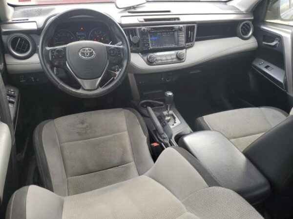 Toyota RAV4 2017 - JTMRFREV5HJ708796