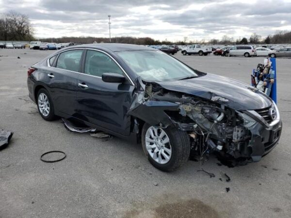 Nissan ALTIMA 2018 - 1N4AL3AP1JC108335