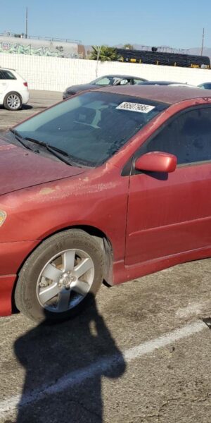 TOYOTA COROLLA RED - 1NXBR32EX8Z960970