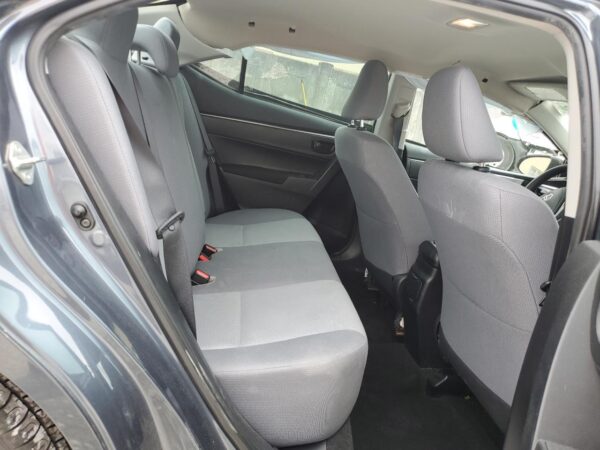 TOYOTA COROLLA GRAY - 2T1BURHE2FC405504
