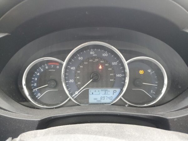 TOYOTA COROLLA RED - 2T1BURHE0GC511354