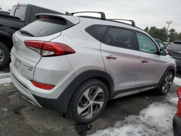 Hyundai Tucson 2017 - KM8J3CA24HU452207