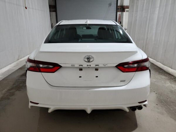 TOYOTA CAMRY WHITE - 4T1G11AK8MU454251