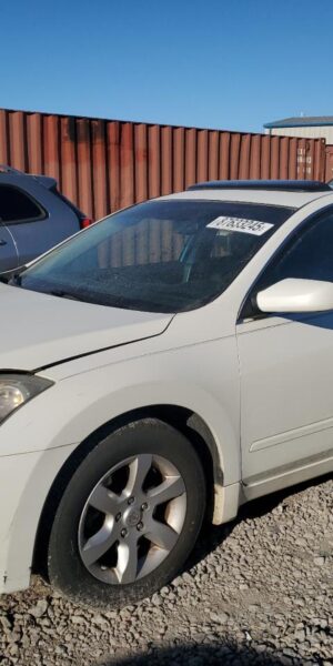 NISSAN ALTIMA WHITE - 1N4AL21E28N444471