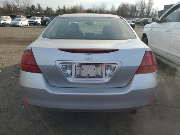 HONDA ACCORD SILVER - 1HGCM56776A109773
