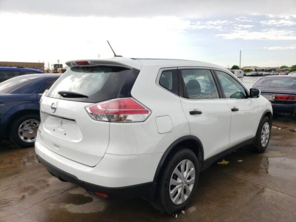 NISSAN ROGUE WHITE - KNMAT2MT7GP612967