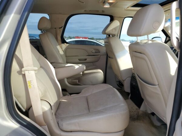 CADILLAC ESCALADE BEIGE - 1GYFK63887R163259